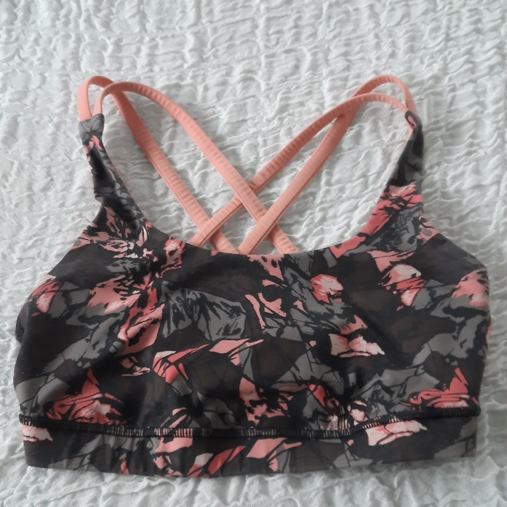 Lululemon Energy Yoga/Sports Bra Floral Print Size 8 Pink